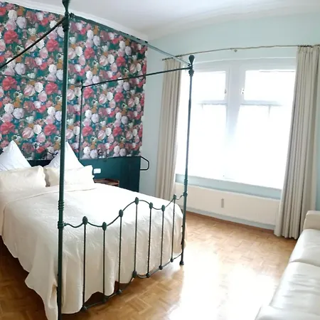 Historischer Winzerverein Boutique Senheim